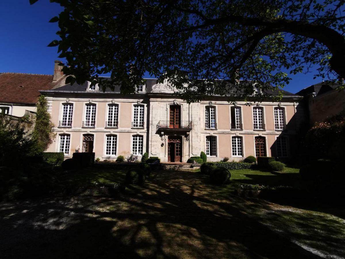 Hotel Des Tailles Mortagne-au-Perche Exterior photo